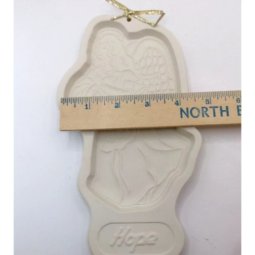 Longaberger Pottery Cookie Candy Mold Hope Angel Christmas 1994 New with Box